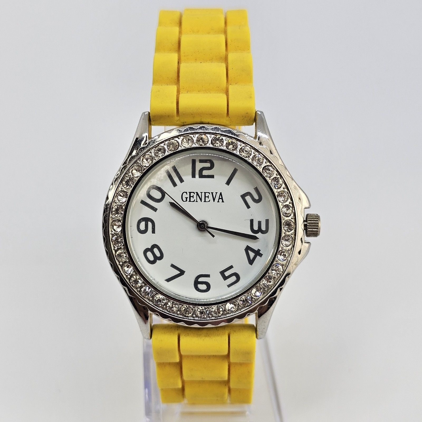 38mm Women's Watch White Dial Yellow Plastic Bands New Battery